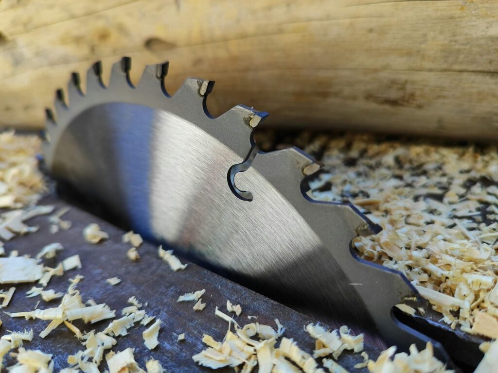saw blade cutting oak sleeper